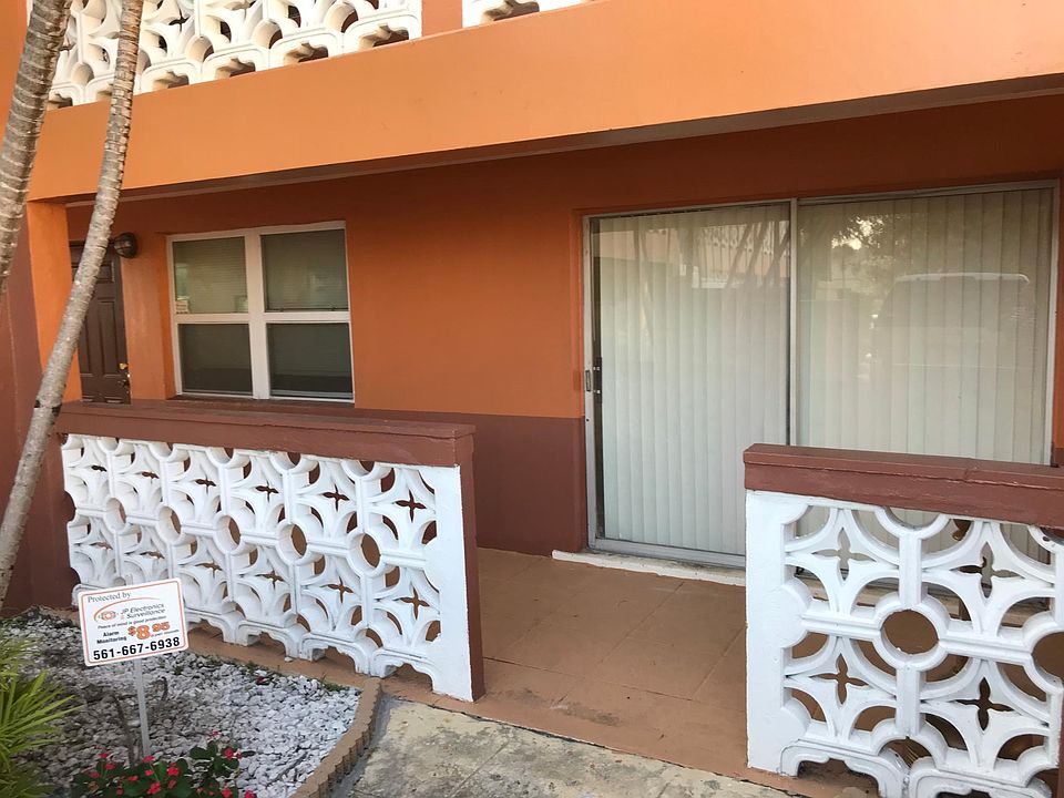 Front of Apartment 3