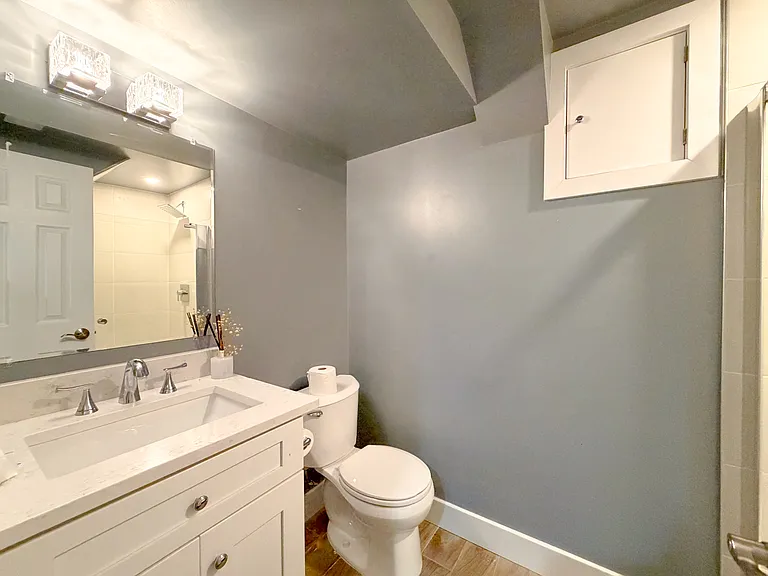 48 New York Ave NW #B — Photo 37