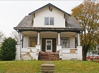 804 Division St, Darlington, WI 53530