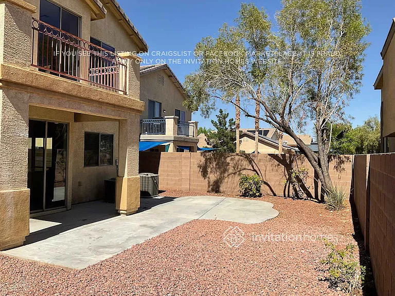 9133 Little Horse Ave — Photo 15