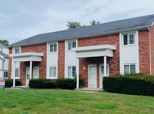 2325 Rockspring Rd #2325, Toledo, OH 43614