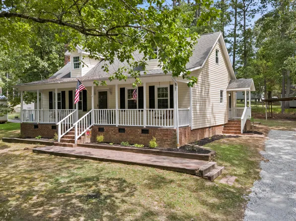 2712 Charwood Pl, Sanford, NC 27330