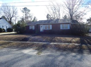 12 Thames St, Manning, SC 29102