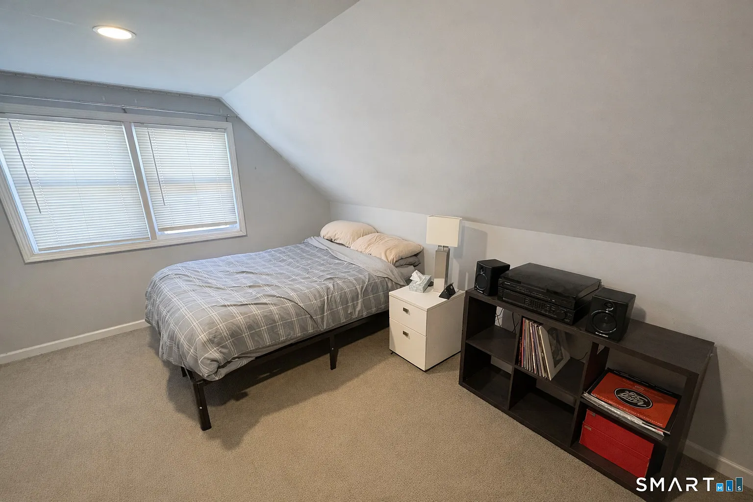 4 bed, 1.0 bath, 1224 sqft, $3,800 — Photo 4
