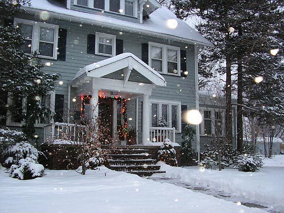 2nd image of 3381 West Blvd