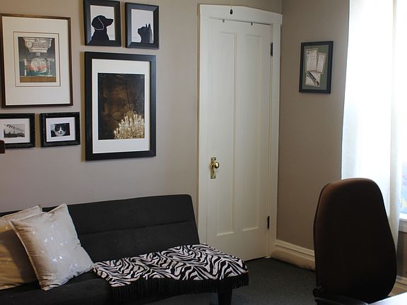 5th image of 1622 W Diversey Ave #3B