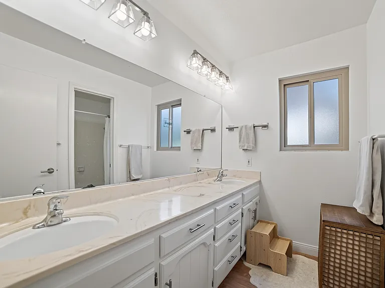 14058 Tierra Bonita Rd — Photo 12