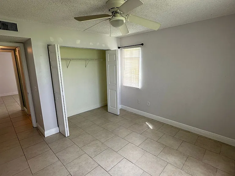 5005 Wiles Rd — Photo 37
