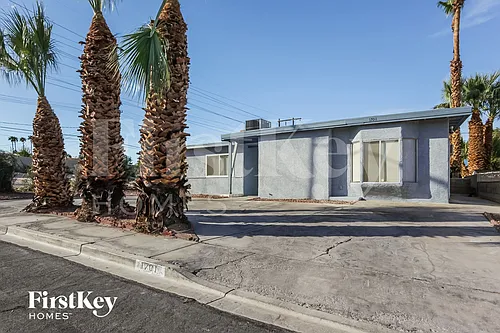 1701 Sweeney Ave Photo 1