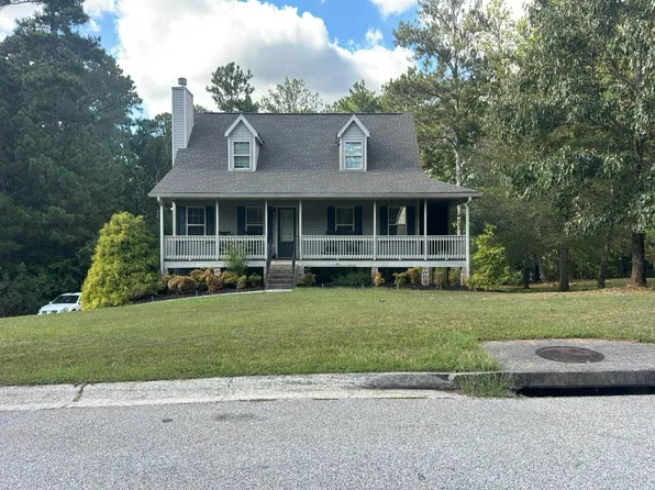 66 Red Oak Dr, Carrollton, GA 30116
