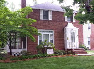 20271 Parkview Ave, Rocky River, OH 44116