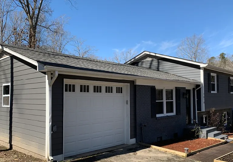 7010 Sorrell Ln — Photo 2