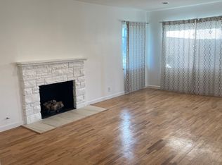 1960 Anaheim Ave #A, Costa Mesa, CA 92627
