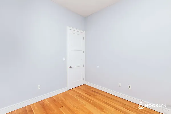 Rented by Nooklyn NYC LLC | media 13