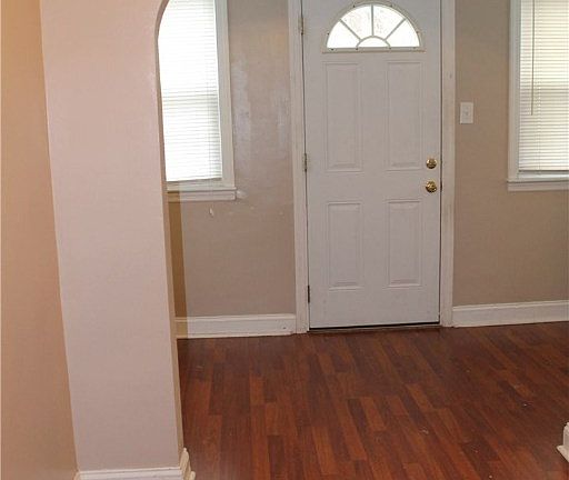 2nd image of 861 Tipton St