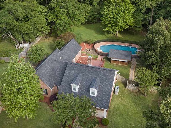 5th image of 181 Woodland Dr