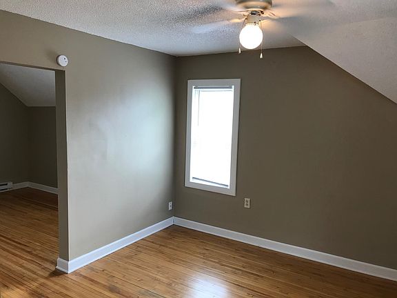 4th image of 448 1st Ave S #2