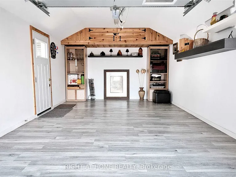 206 Gamma St — Photo 24