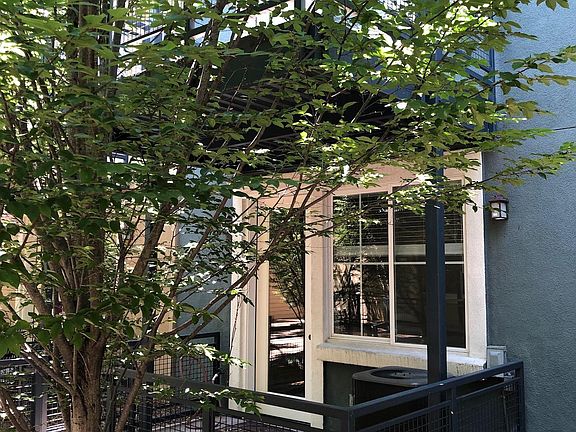 First floor private entry