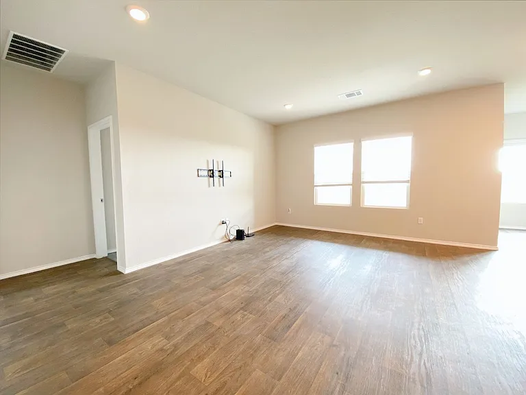 15016 Upland Willow Rd — Photo 21