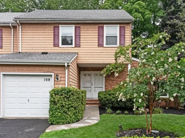 108 Saratoga Sq, Wayne Twp., NJ 07470