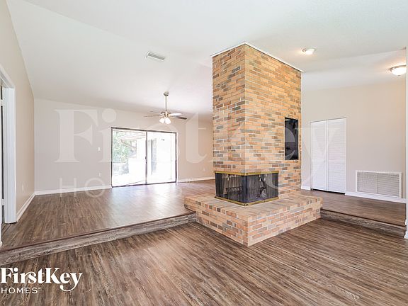 4th image of 5305 Lisa Ave