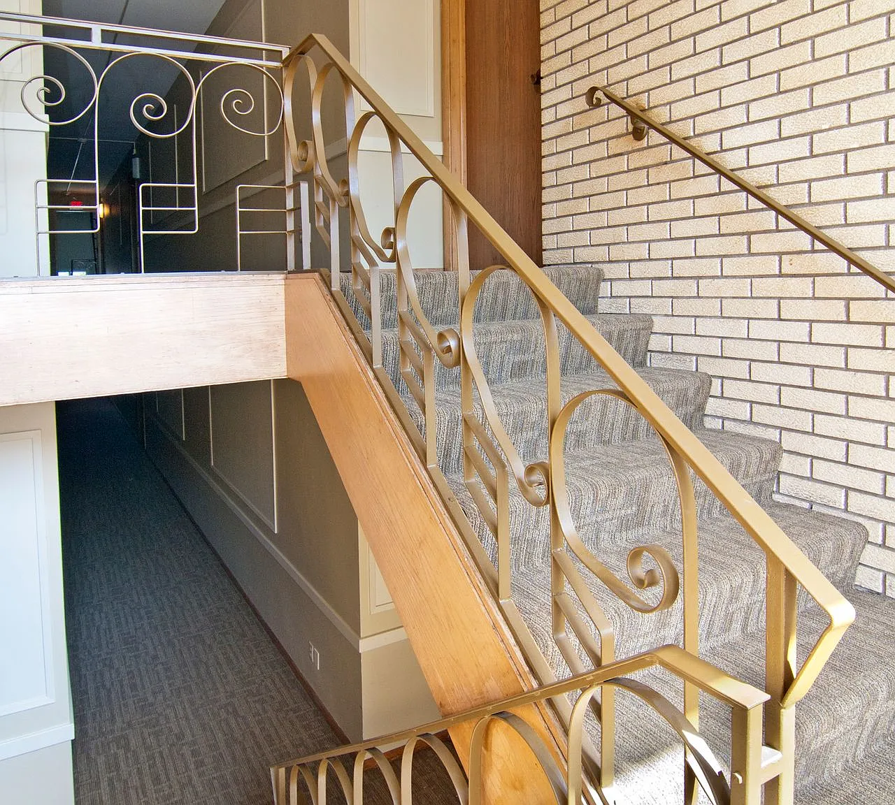 3609 Grand Ave S — Photo 1