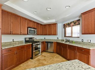 27062 Banbury Dr, Valley Center, CA 92082
