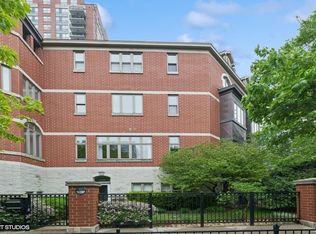 1733 S Prairie Ave, Chicago, IL