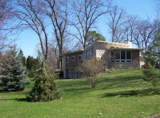 3854 Canute Rd, Commerce Township, MI 48382