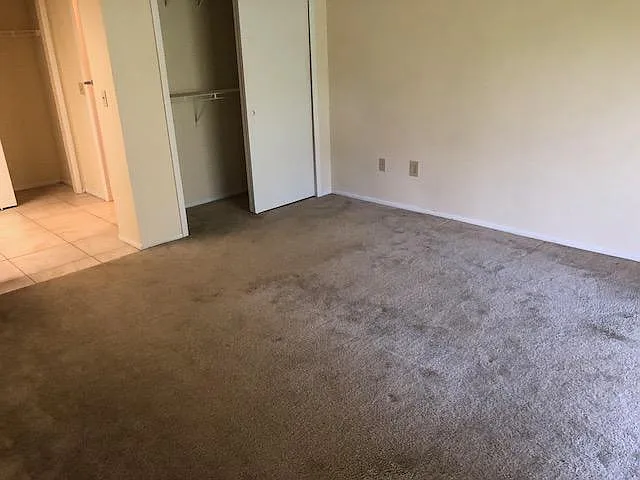 2 bed, 1042 sqft, $2,000 — Photo 4