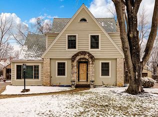 1914 Berkshire Rd, Columbus, OH 43221