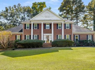 208 Hawthorne Pl, Fayetteville, GA 30214