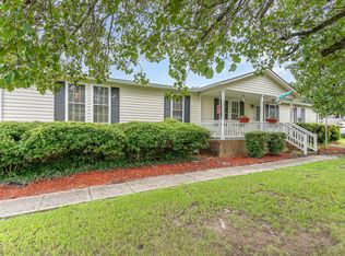 3825 Wyndfair Dr, Fuquay Varina, NC 27526