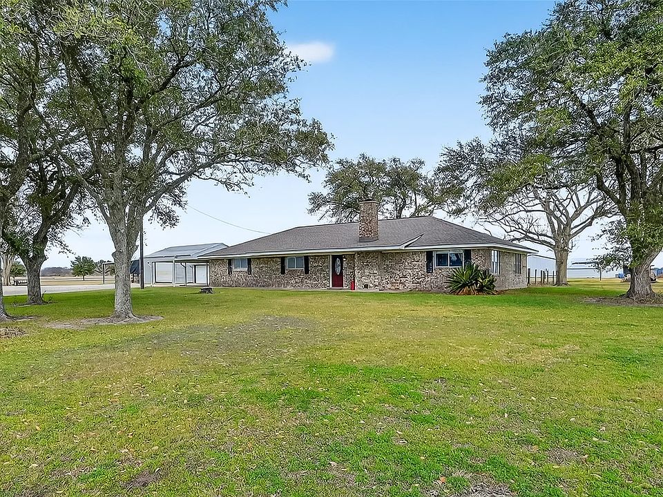 1st image of 2555 Straznicky Rd