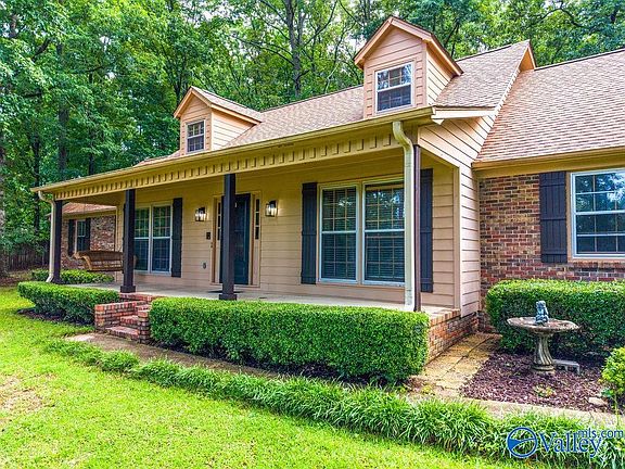 4th image of 25 Cumberland Cir