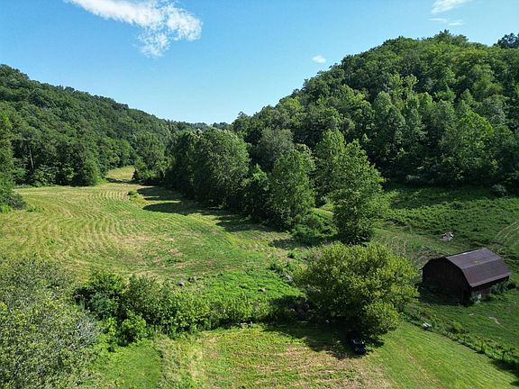4th image of 8829 Clay Rd