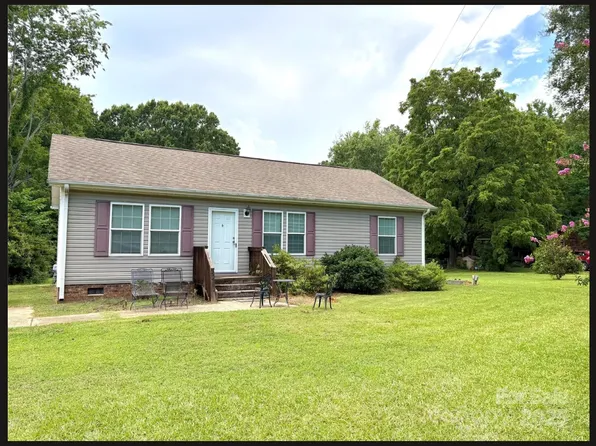5409 Stevens Mill Rd, Matthews, NC 28104