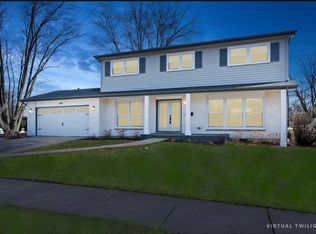 441 Little Path Rd, Des Plaines, IL 60016