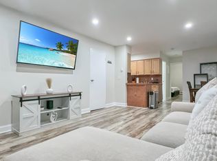 412 68th St APT 4, Guttenberg, NJ 07093