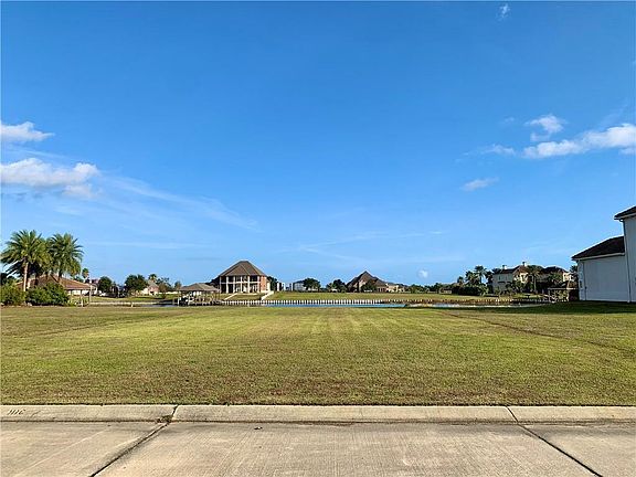 4th image of 3042 Marina Villa N