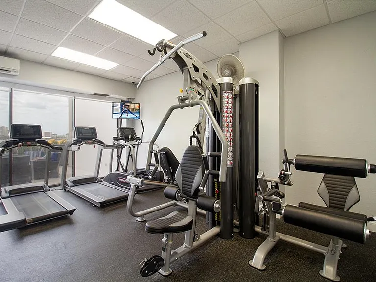 440 S Gulfview Blvd #1002 — Photo 39