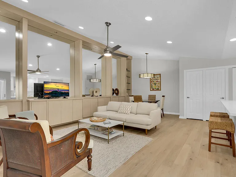 7904 Chapman Oak Ct — Photo 5