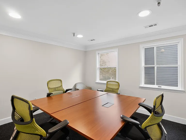 Eagle Rock Apartments at Columbia Pike — Photo 17