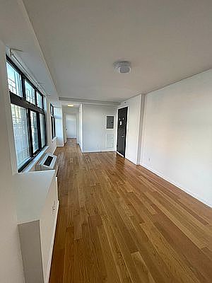 3rd image of 511 Bushwick Ave #122