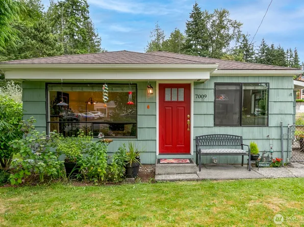7009 Rainier Dr, Everett, WA 98203