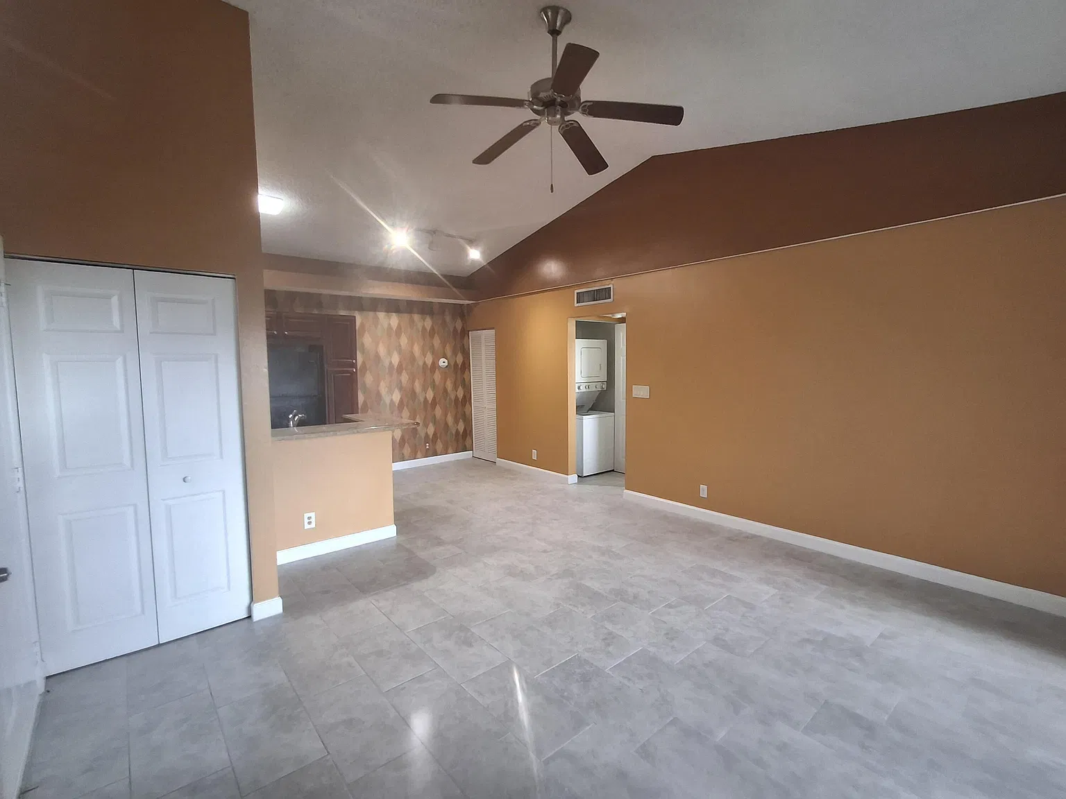 1 bed, 1.0 bath, 620 sqft, $1,675 — Photo 4