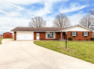 314 E North 3rd St, Findlay, IL
