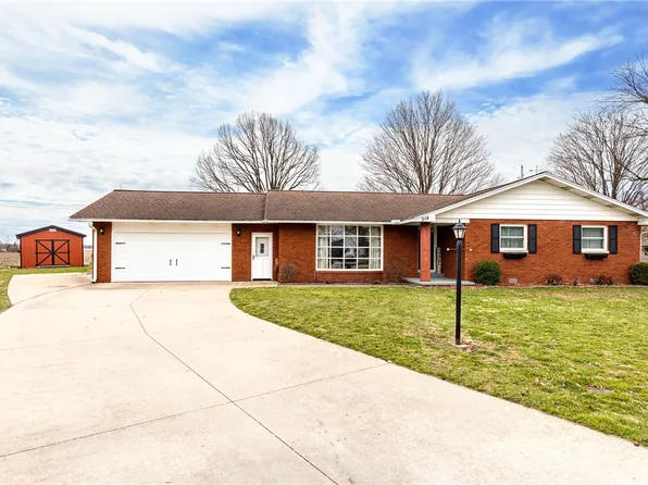 314 E North 3rd St, Findlay, IL 62534