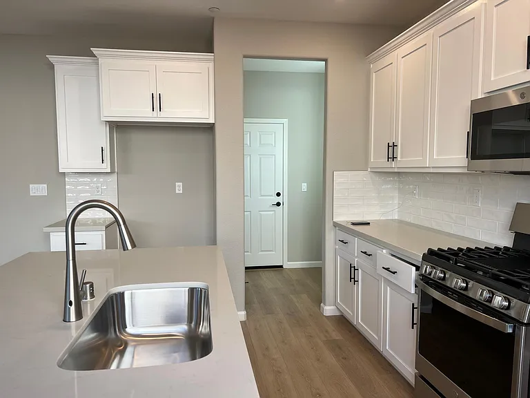 3000 Vasquez Ct — Photo 7